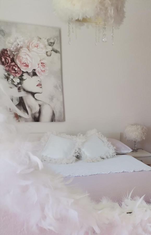 Hotel Nina Baška Voda Esterno foto